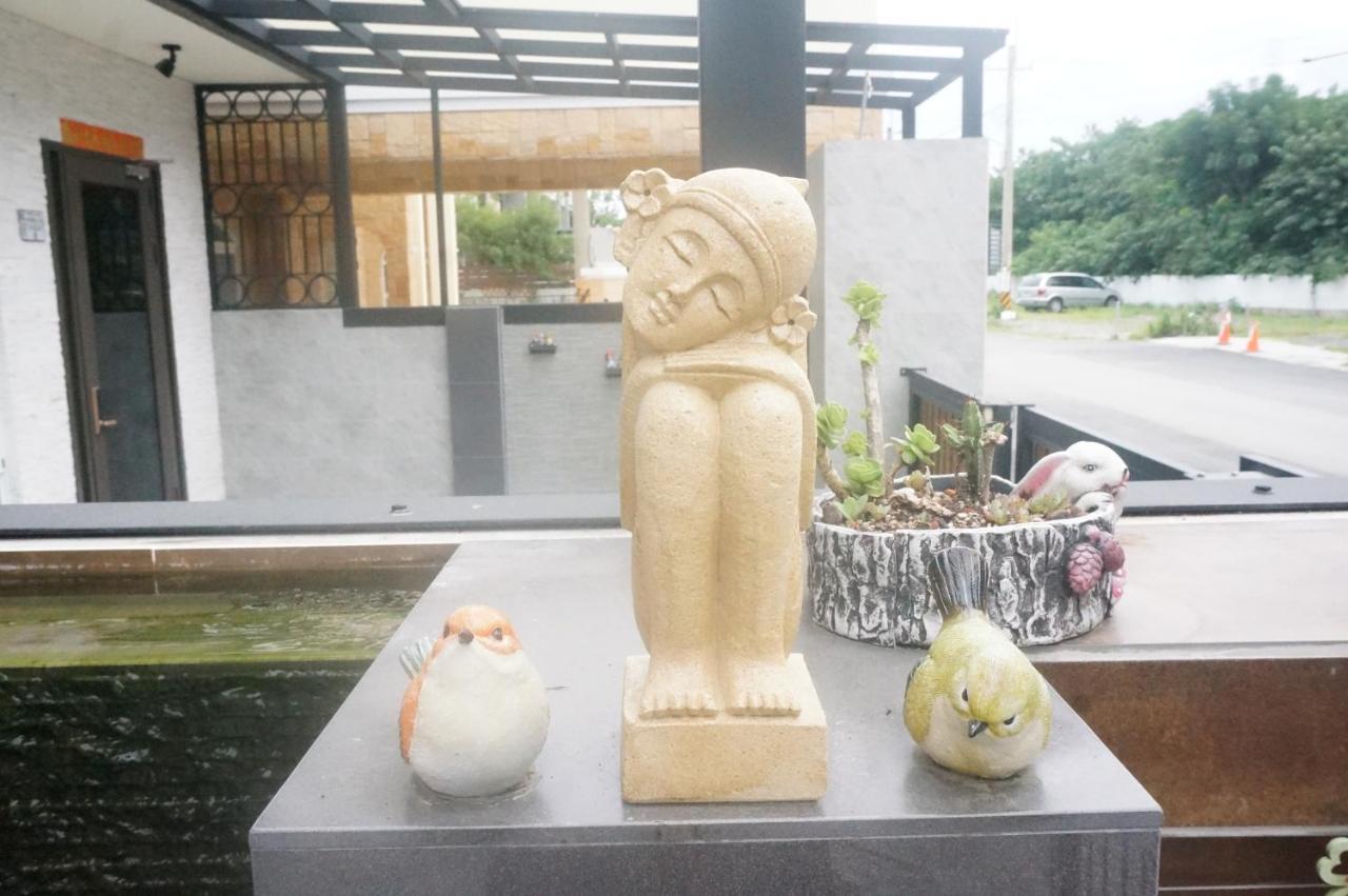 Holby No.8 Elevator Homestay Taitung Ngoại thất bức ảnh