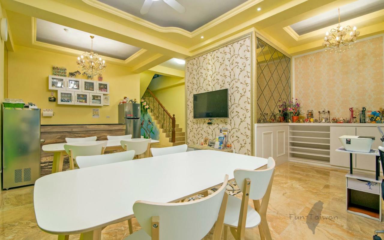Holby No.8 Elevator Homestay Taitung Ngoại thất bức ảnh